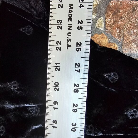 Jade Johnny Was Silk Blend Velvet Embroidered Top With Tassel Tie, Size Small - Picture 10 of 11